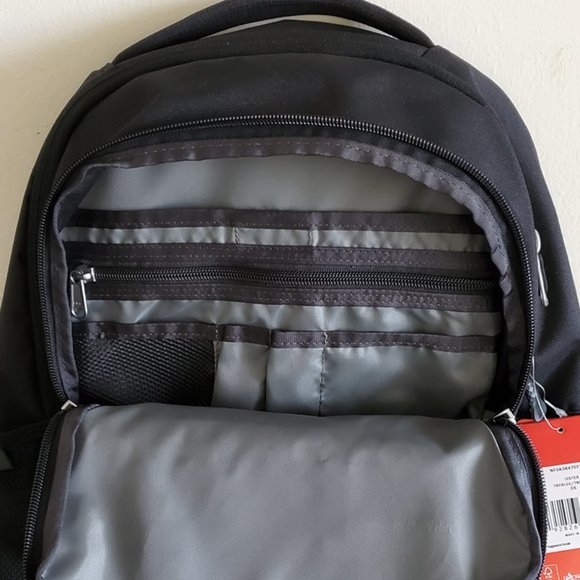 THE NORTH FACE WOMEN'S JESTER BACKPACK - Picture 4 of 5